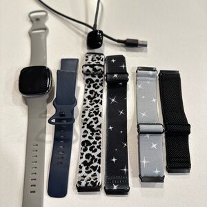Fitbit Sense Smartwatch with original band, charger and extra bands